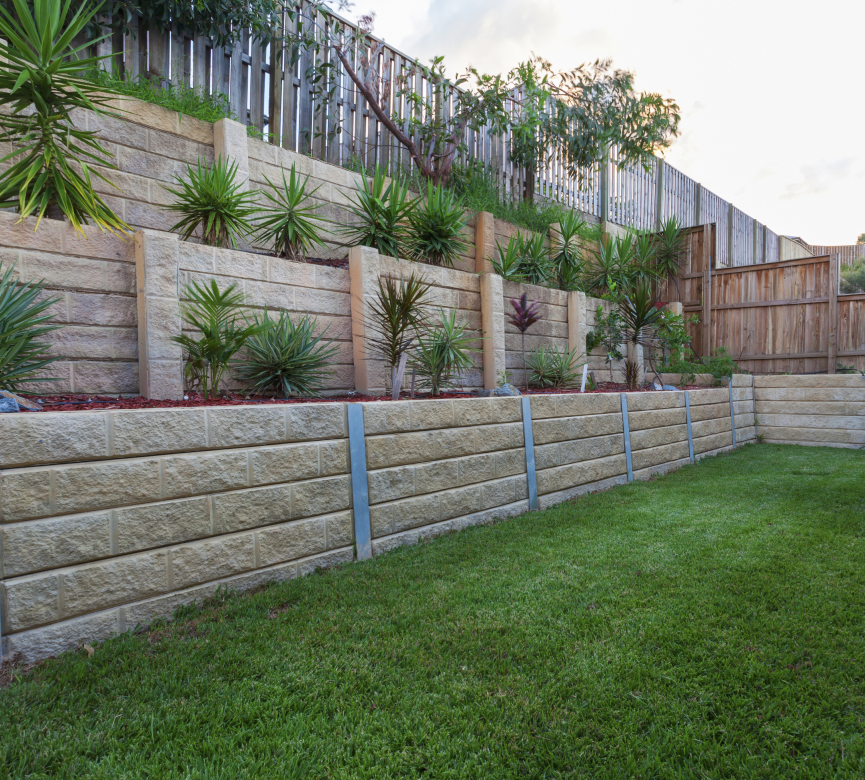 HydraPanel System for Retaining Walls
